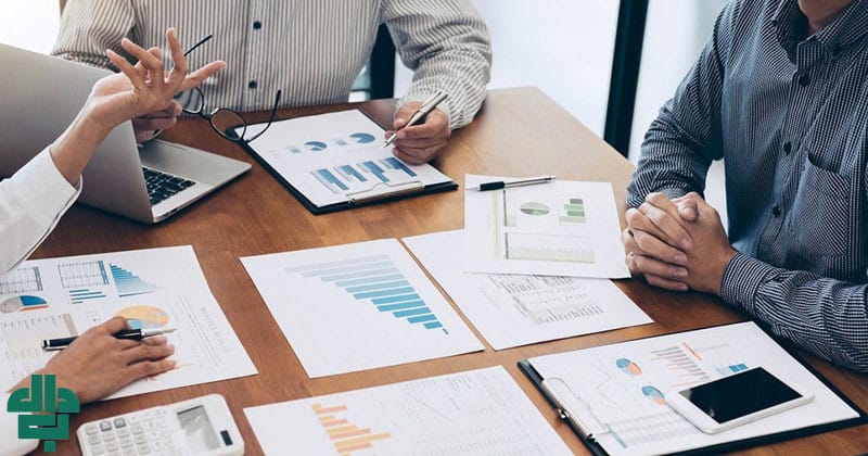 معرفی ابزارهای کاربردی برای تحلیل رقبا در کسب‌ و کار