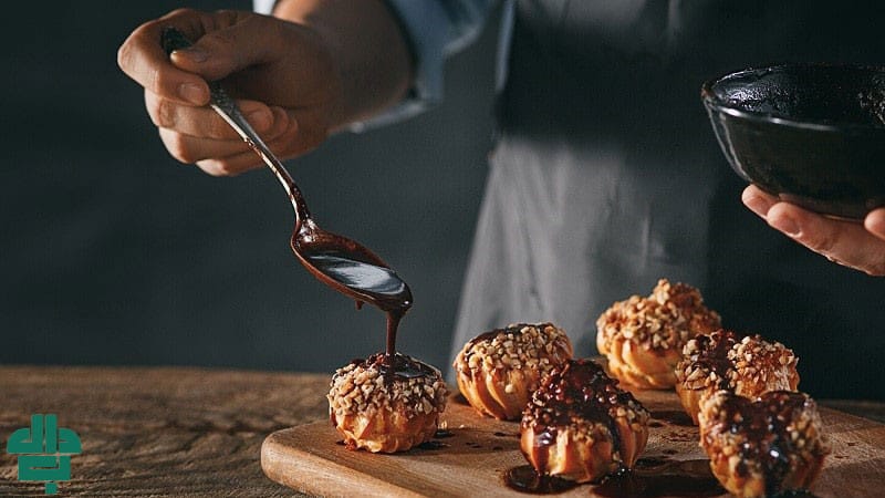 طراحی پکیج‌ های جذاب و قیمت‌ گذاری هوشمندانه برای جذب مشتری شیرینی فروشی